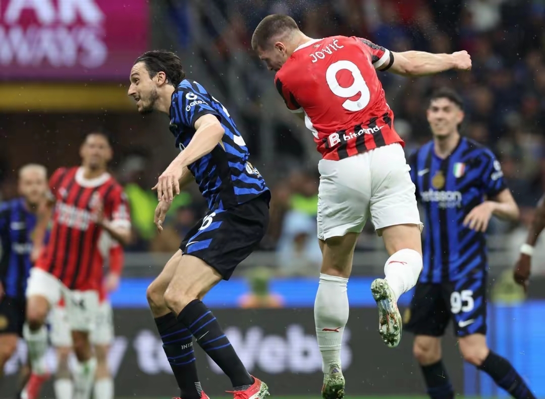 开云sport-关于AC米兰轻取巴萨，莫德里奇梅开二度欧联杯的信息